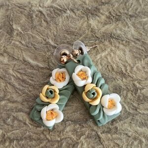 Clay Flower earrings! green, yellow and white.